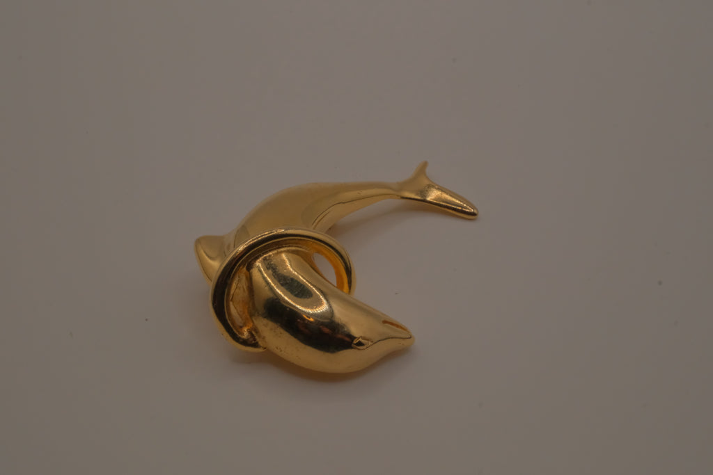 Vintage dolphin jumping through a hoop brooch pin