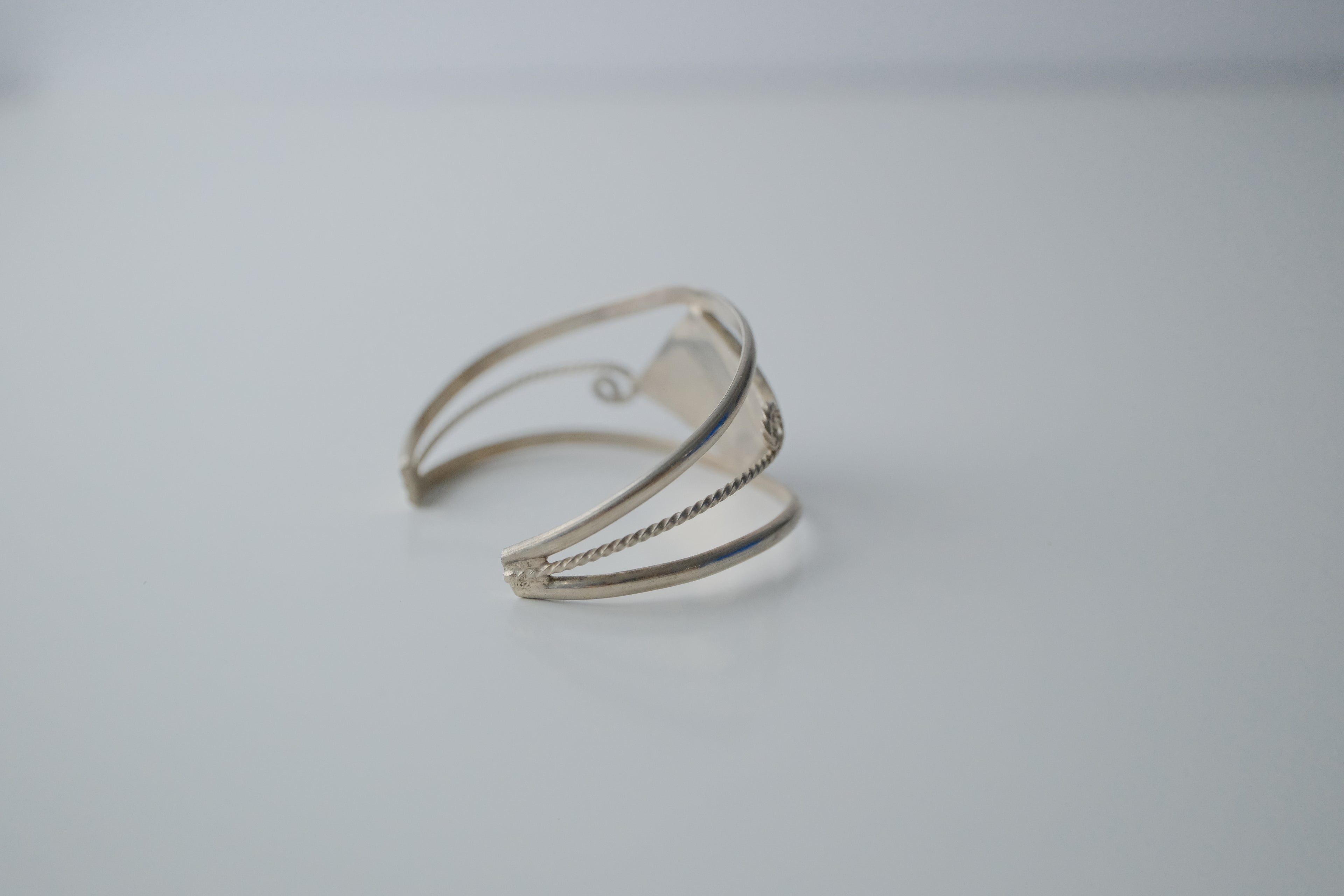 Vintage Sterling Silver Pink Abalonel Cuff&nbsp;