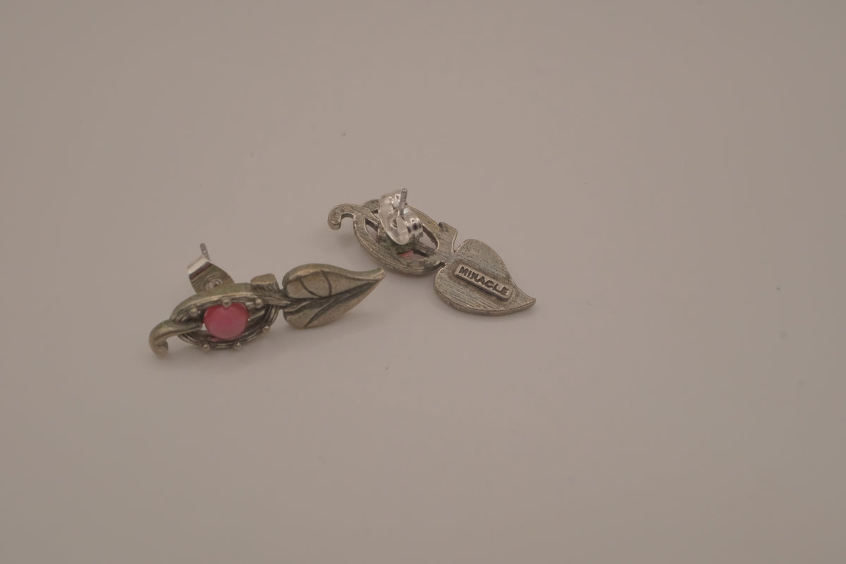 Vintage Miracle leaf stud earring