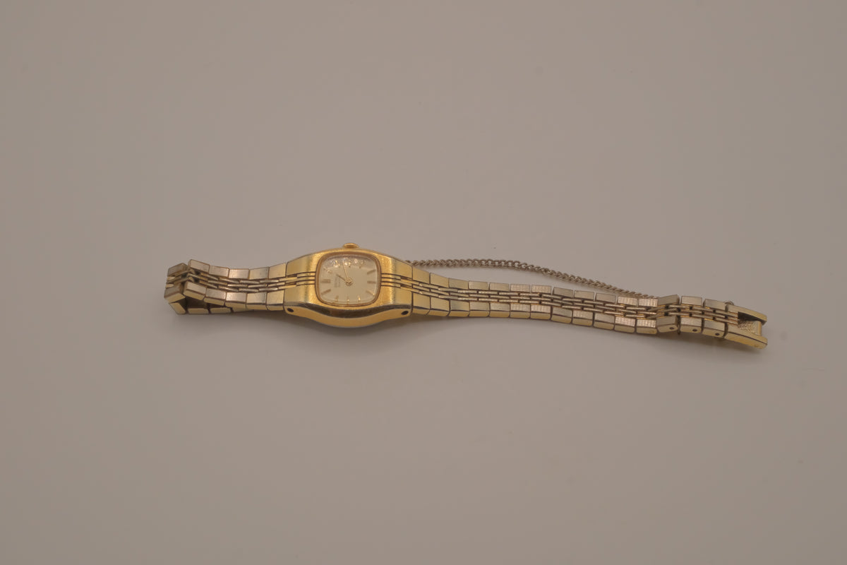 Seiko women's gold-tone quartz cocktail watch