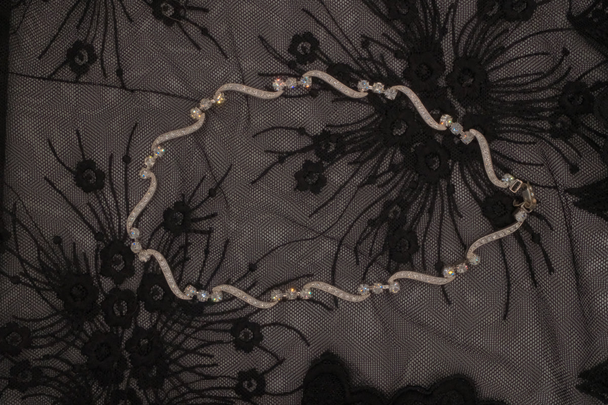 Vintage rhinestones Wave Necklace