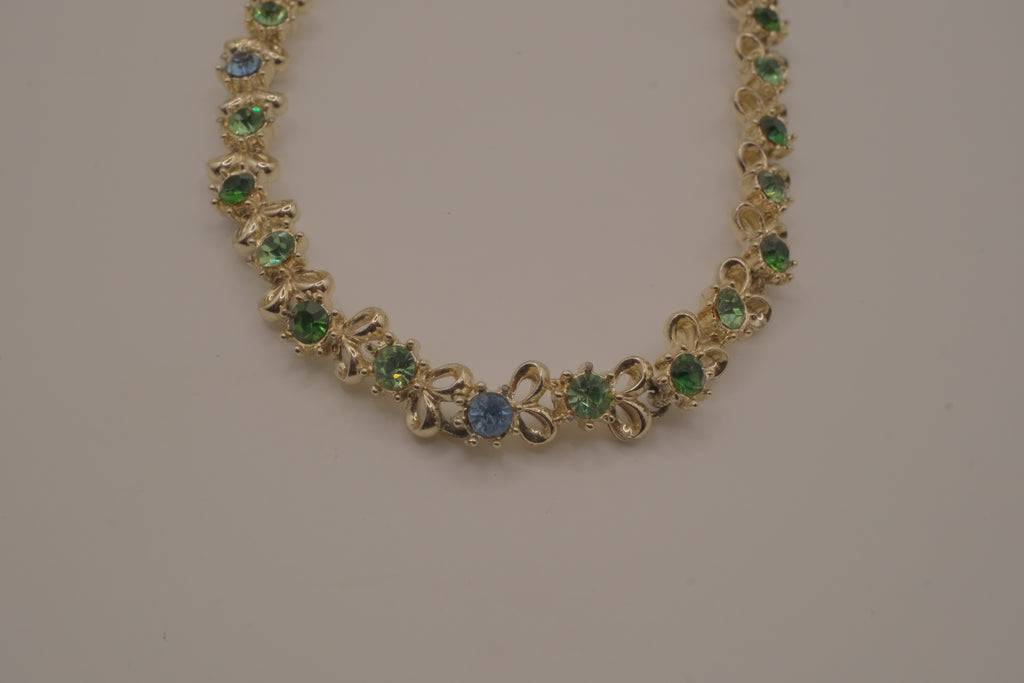 Vintage Green rhinestone flower necklace