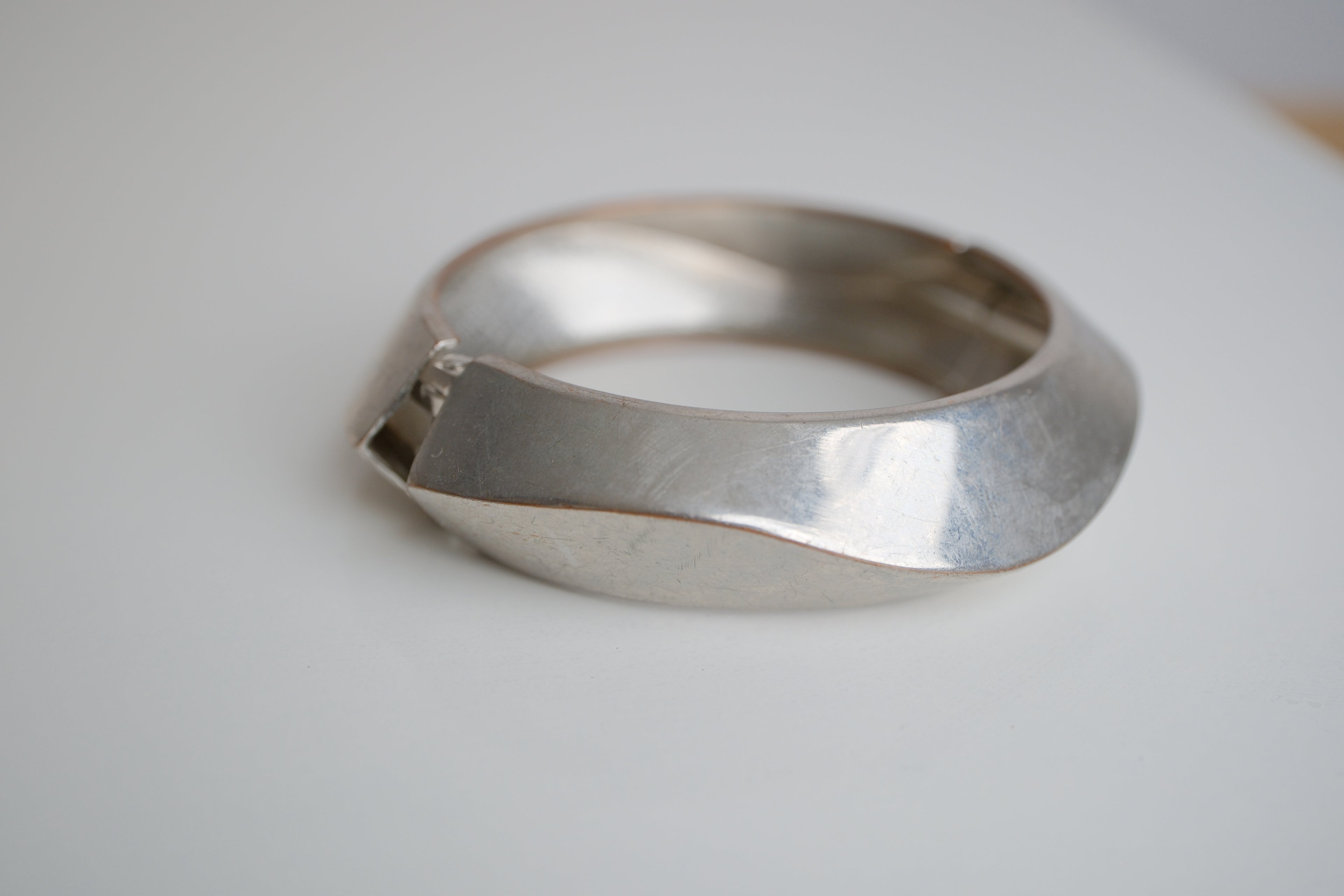 Vintage Silver toned Asymmetric hinged bangle