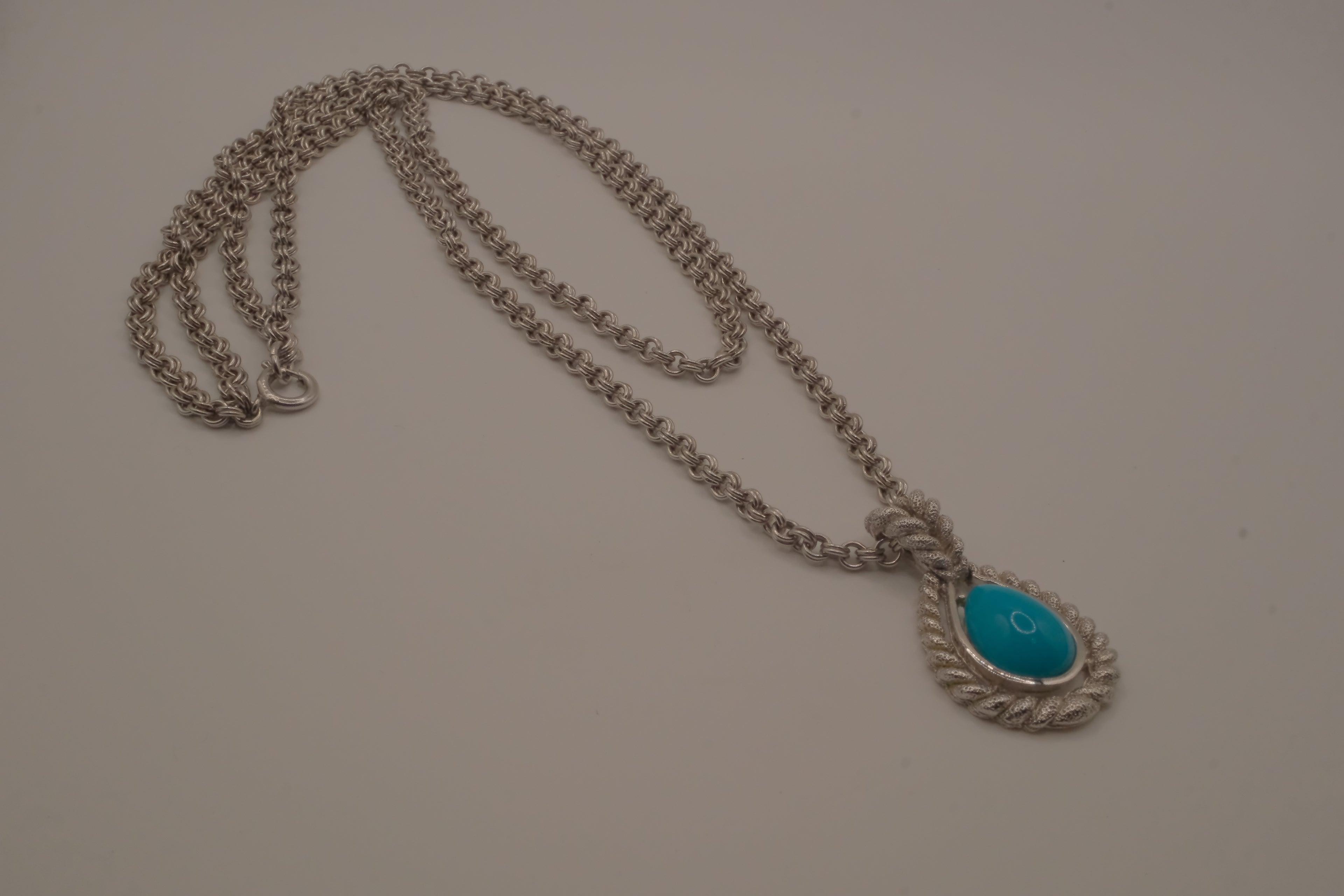 Vintage Avon 1972 Blue Teardrop Convertible Pendant Necklace
