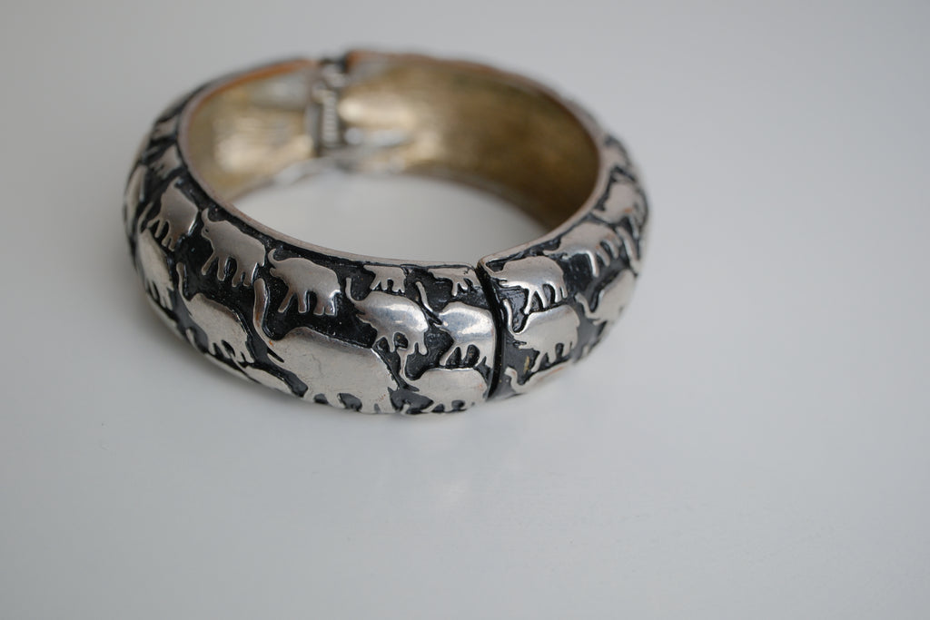 Sterling silver elephant cuff bracelet&nbsp;
