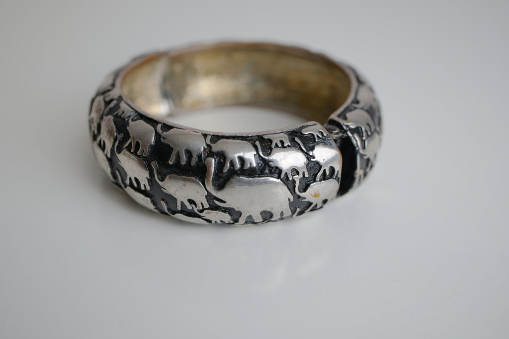 Sterling silver elephant cuff bracelet&nbsp;