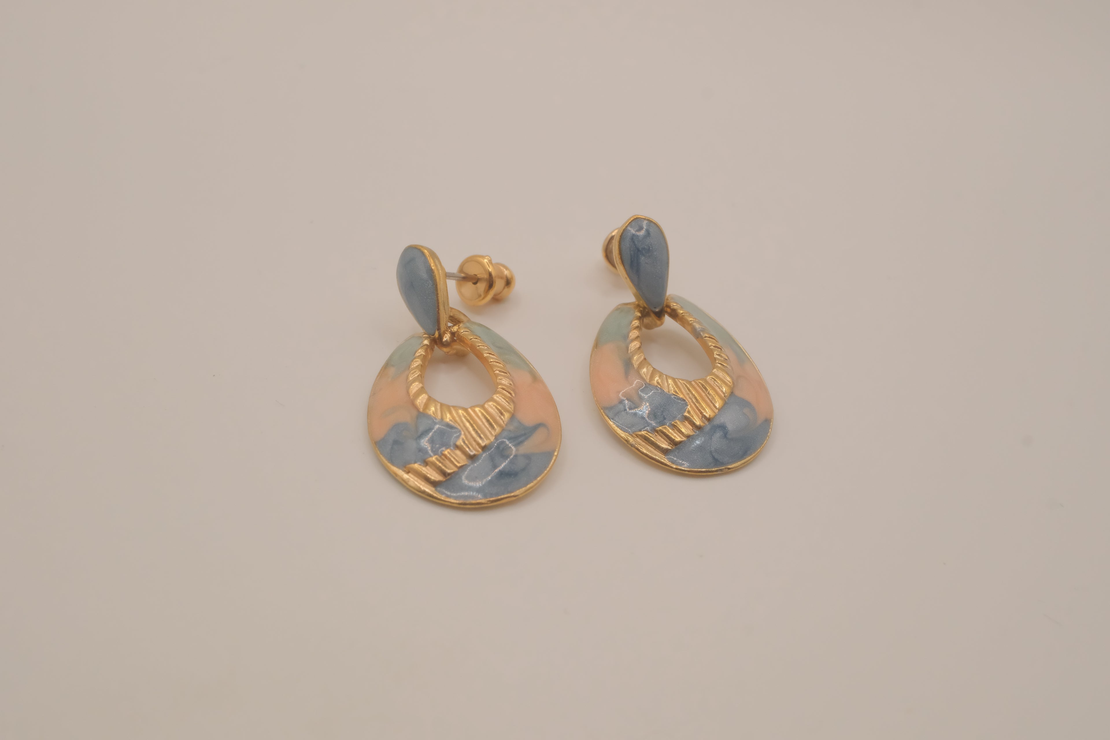 Vintage 1980s Pastel colored enamel drop earrings