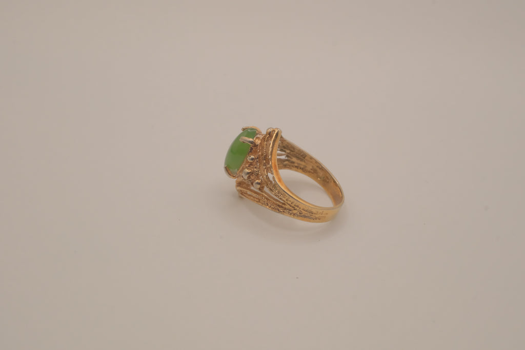 Vintage marquise-cut jade cocktail ring