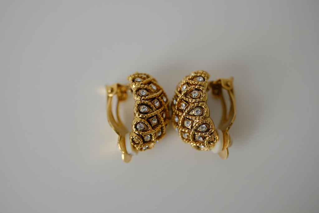 Vintage quilted rhinestone clip-on earrings