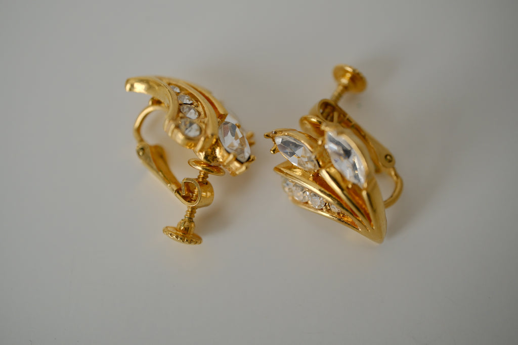Vintage floral-motif clip-on earrings