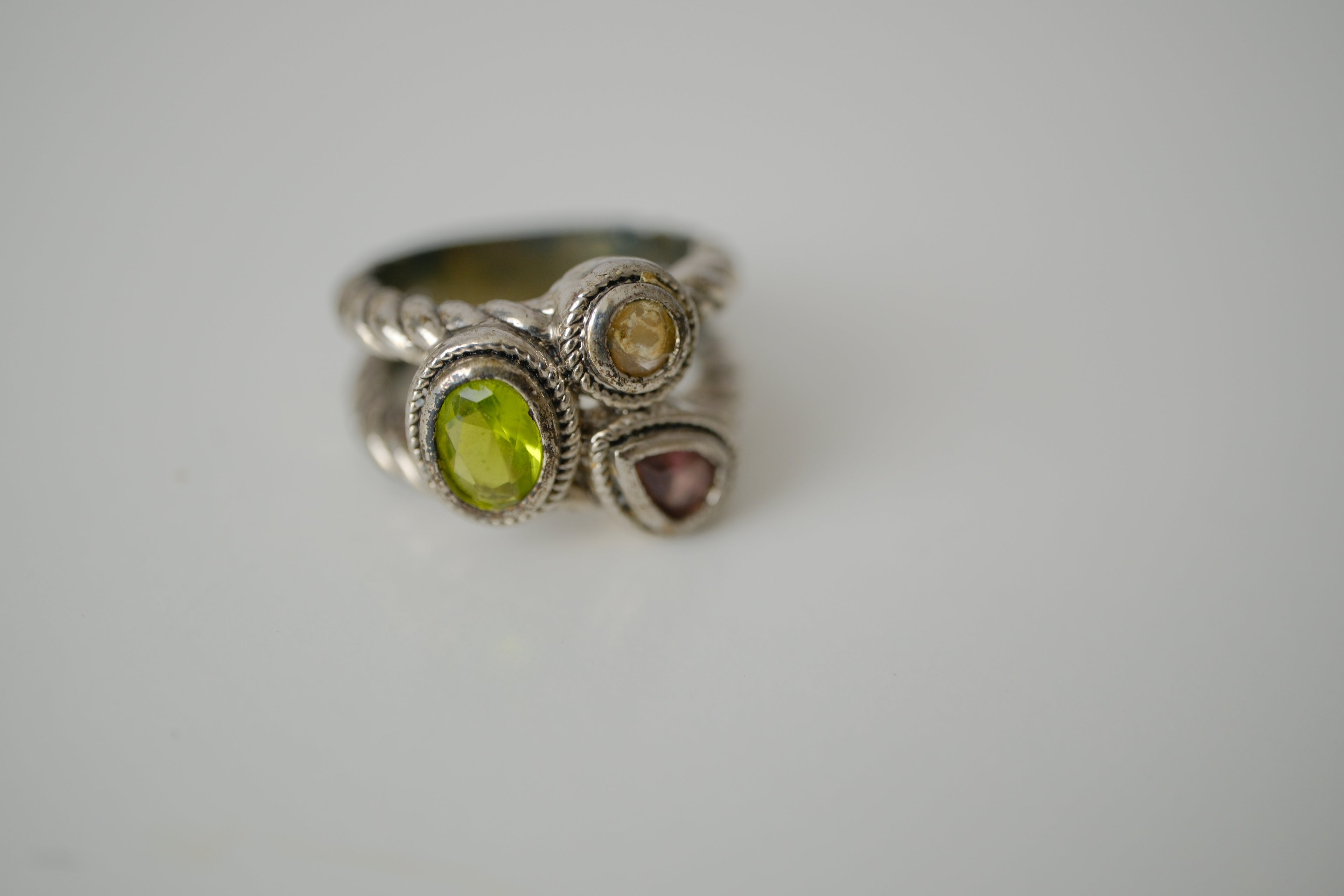 Vintage multi-gemstone silver ring