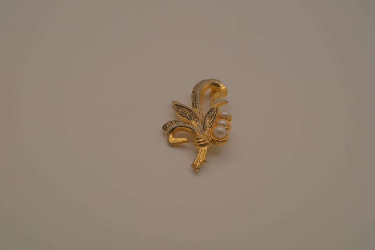 Vintage Damascene Gold and Silver floral spray brooch
