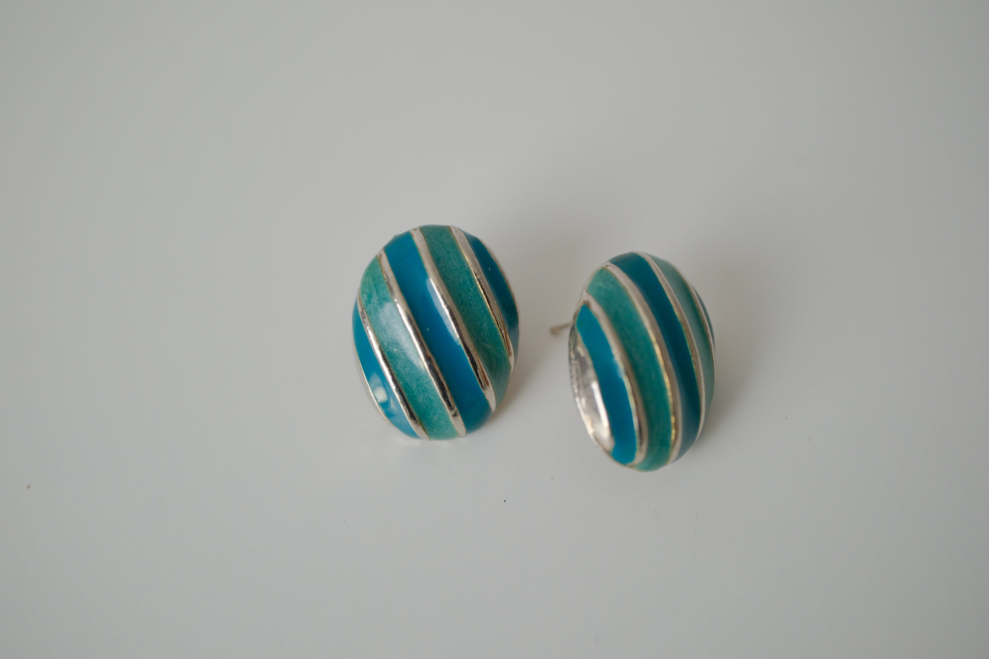 Sterling silver Oval stud earrings