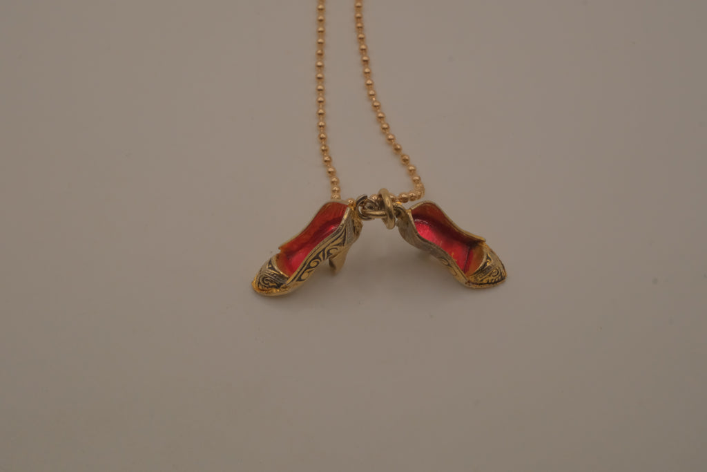 Vintage High heels stiletto Damascene pendant necklace