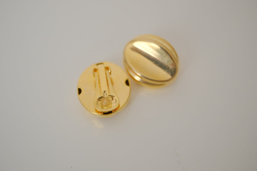 Vintage gold-toned oval clip-on earrings