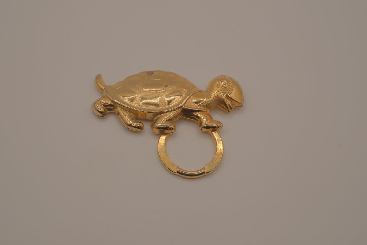 Vintage gold-toned turtle brooch