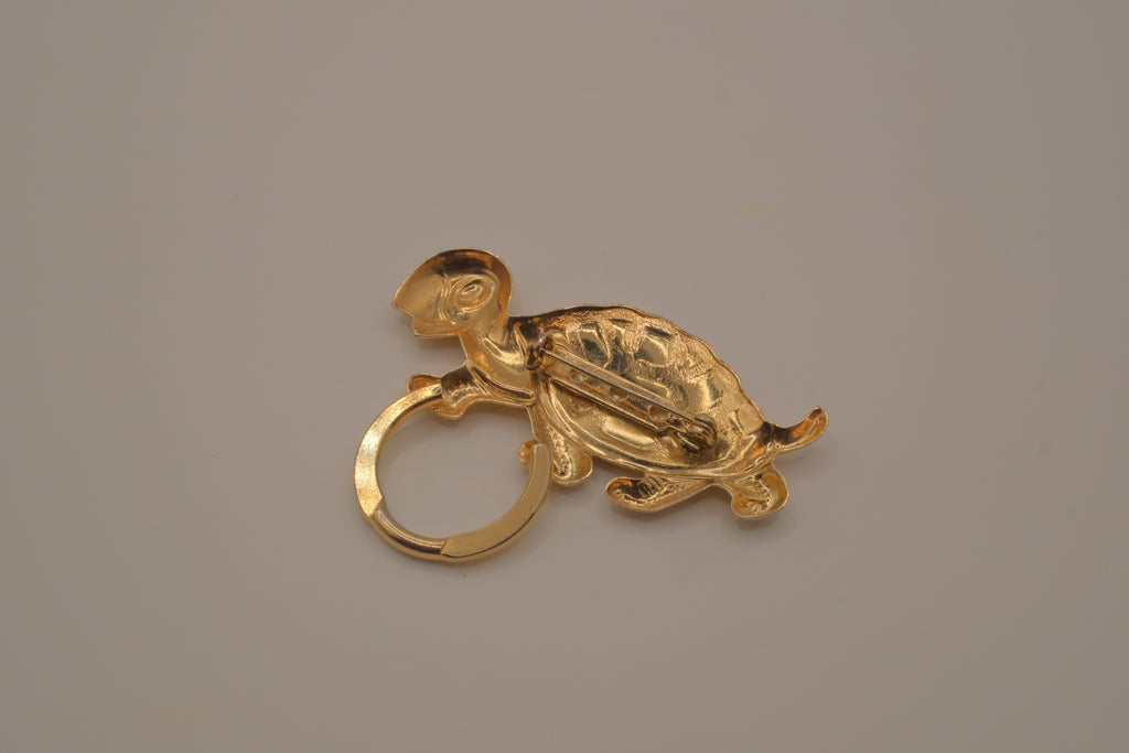 Vintage gold-toned turtle brooch