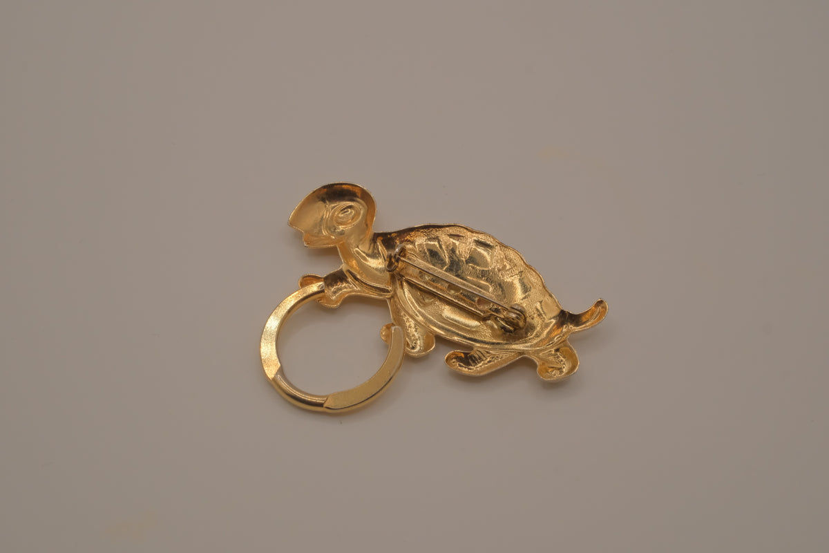 Vintage gold-toned turtle brooch