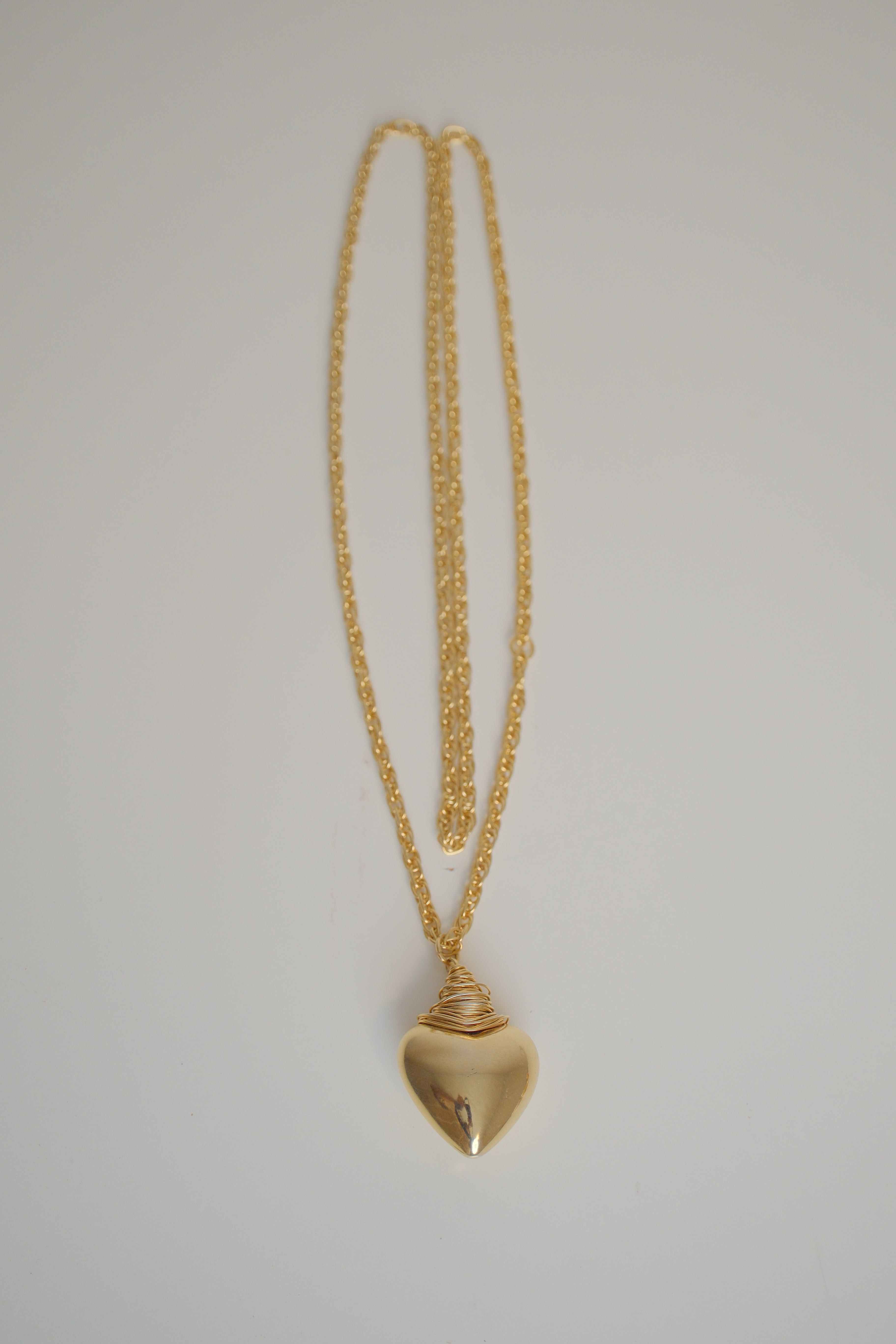 Vintage Gold-tone puffy heart pendant necklace