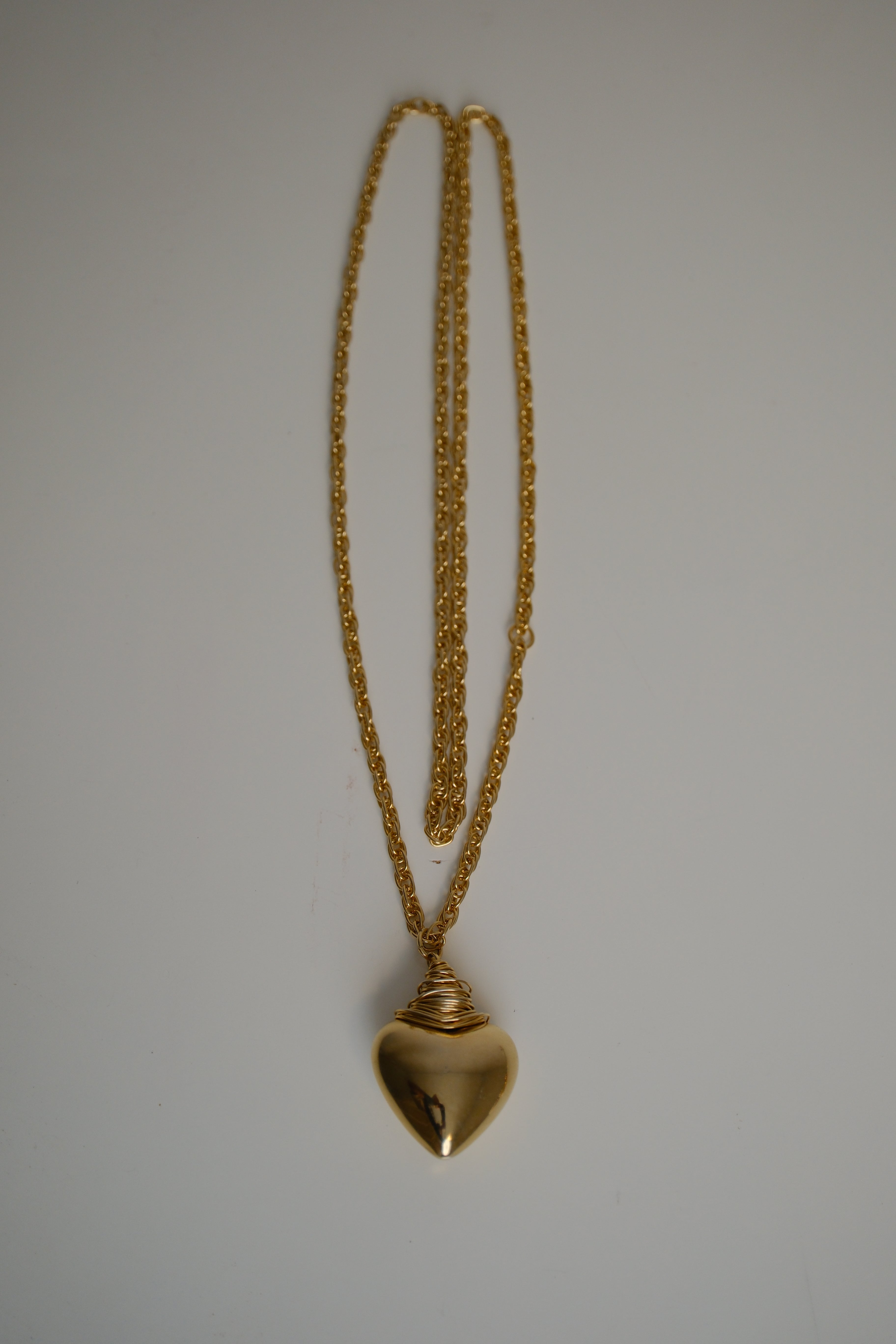 Vintage Gold-tone puffy heart pendant necklace