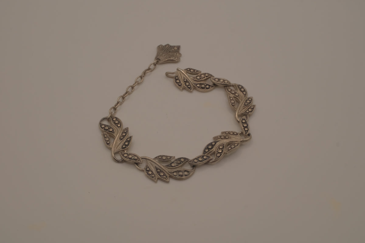 Vintage Art Deco style marcasite leaf bracelet