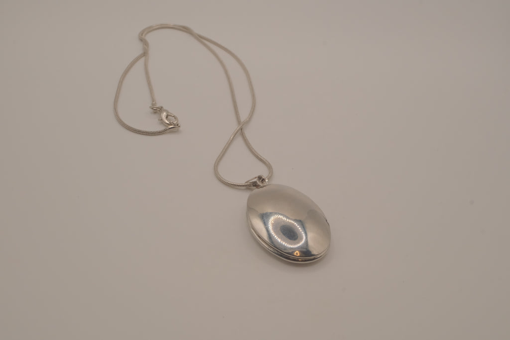 Vintage Medicine Wheel locket pendant necklace