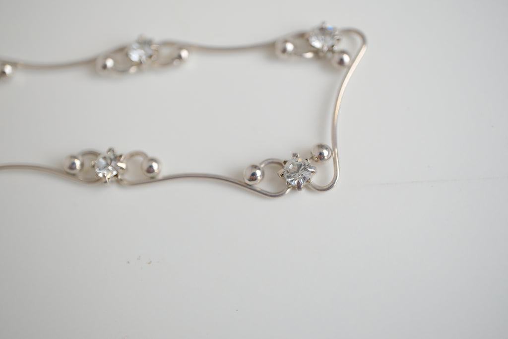 Dainty silver choker