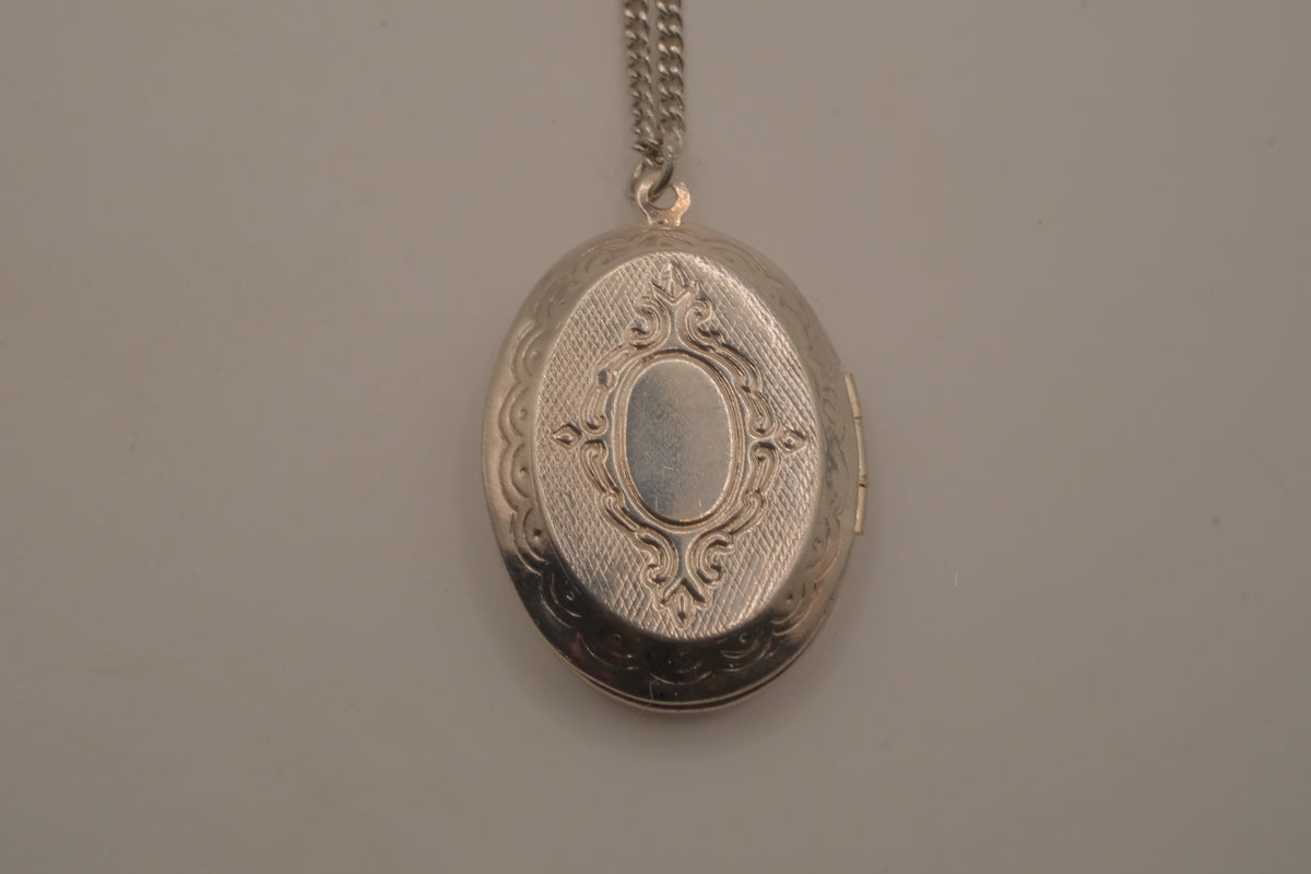 Vintage oval engrace locket necklace