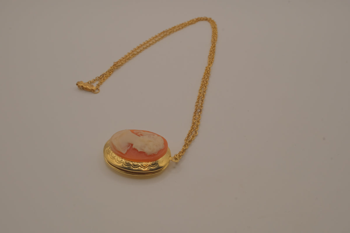 Vintage cameo locket necklace