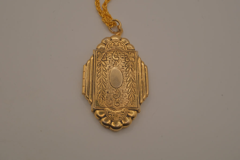 Vintage Art Deco locket pendant