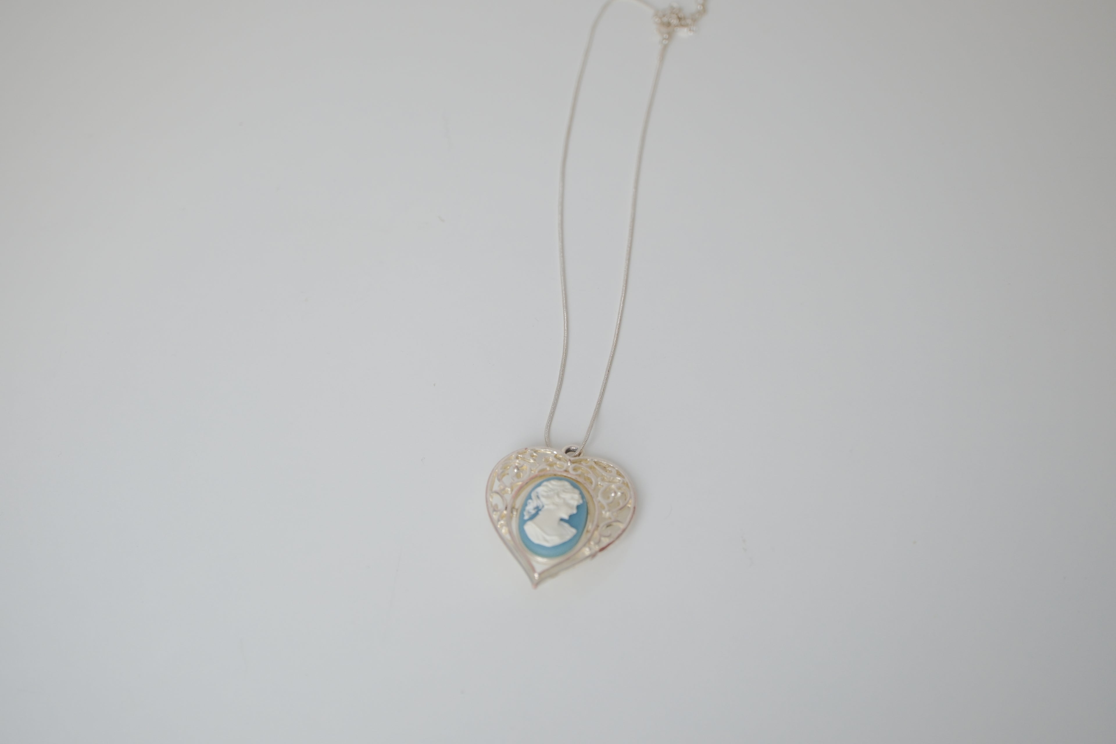 Vintage Blue Cameo pendant necklace