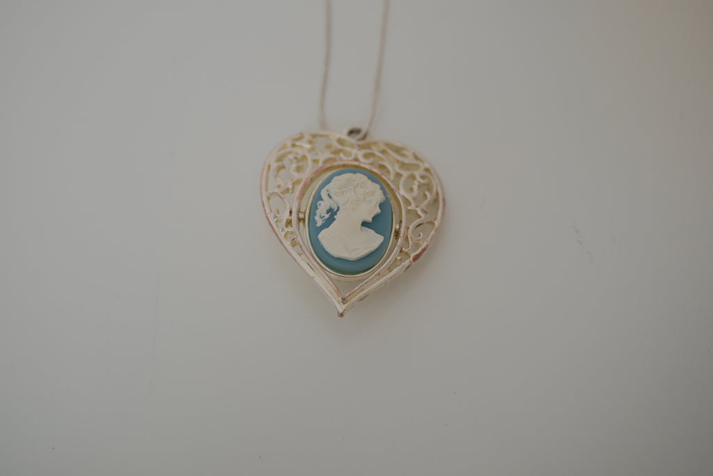 Vintage Blue Cameo pendant necklace