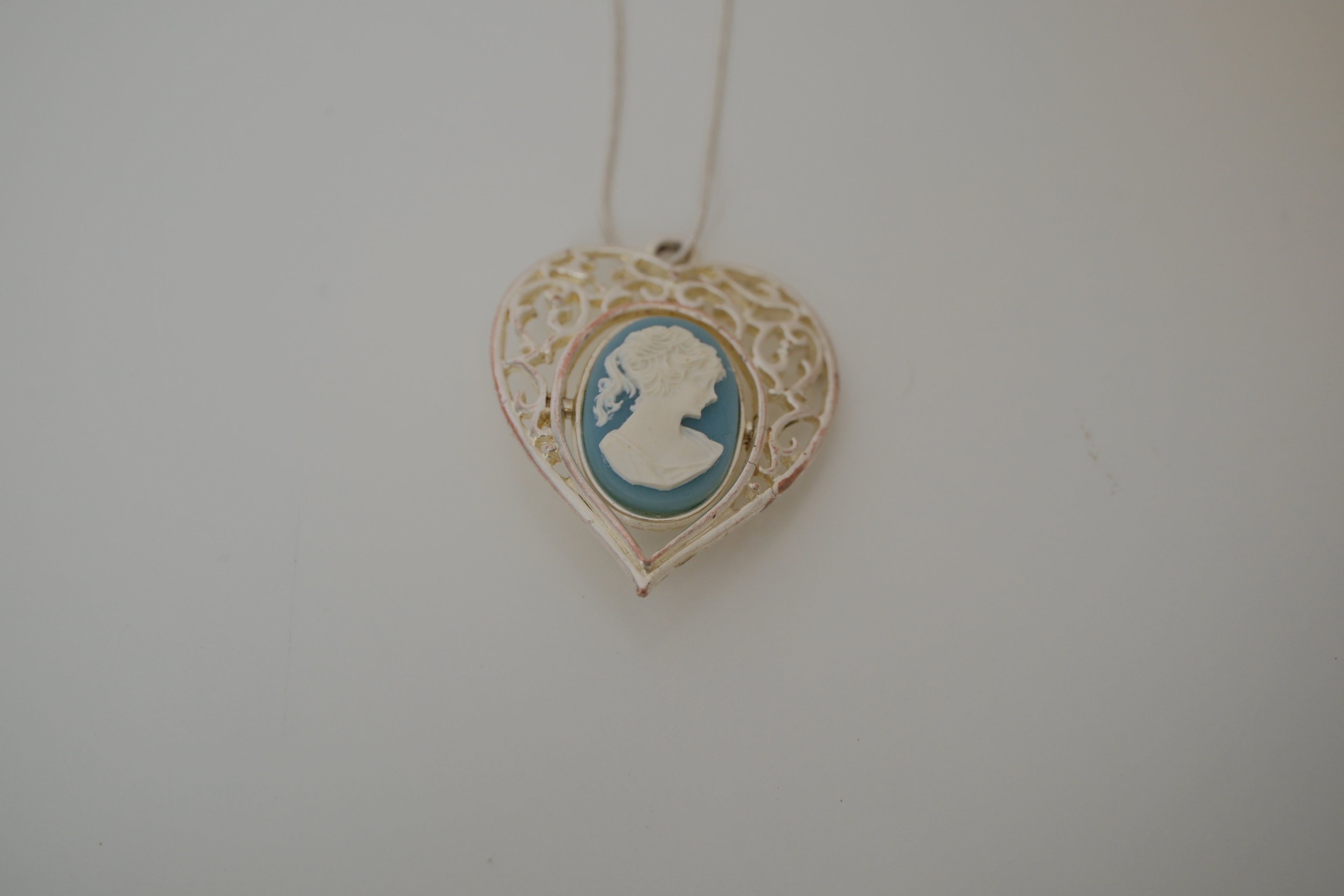 Vintage Blue Cameo pendant necklace