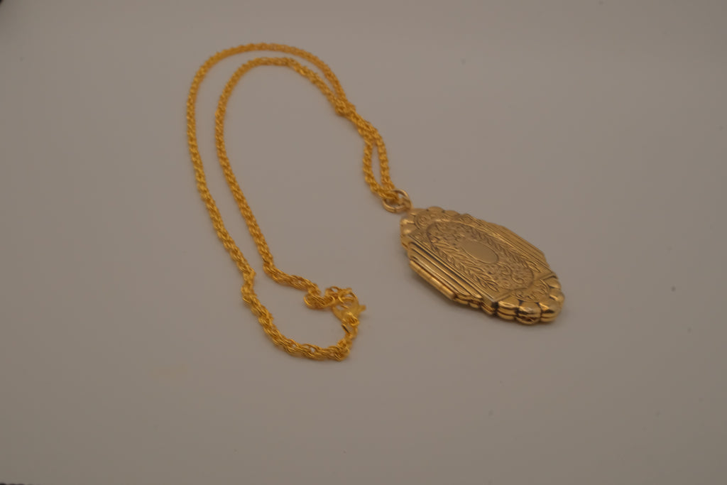 Vintage Art Deco locket pendant
