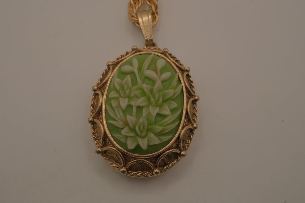 Vintage Vanda solid perfume locket necklace