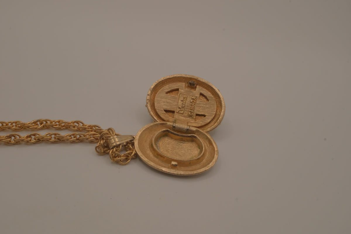 Vintage Vanda solid perfume locket necklace