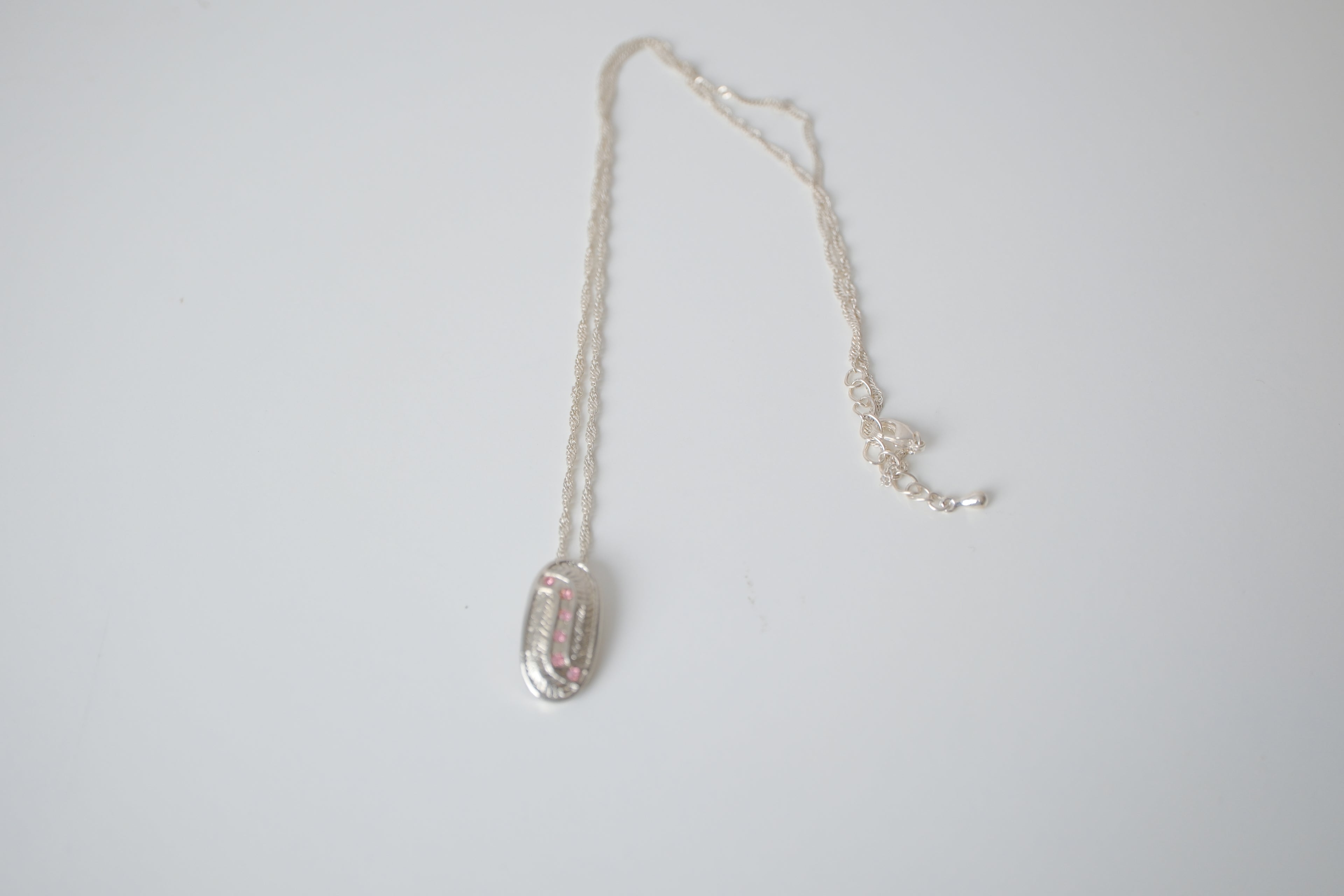 Ma Bella Silver tone delicate Pink rinestones necklace