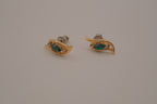 Vintage wing design stud earrings