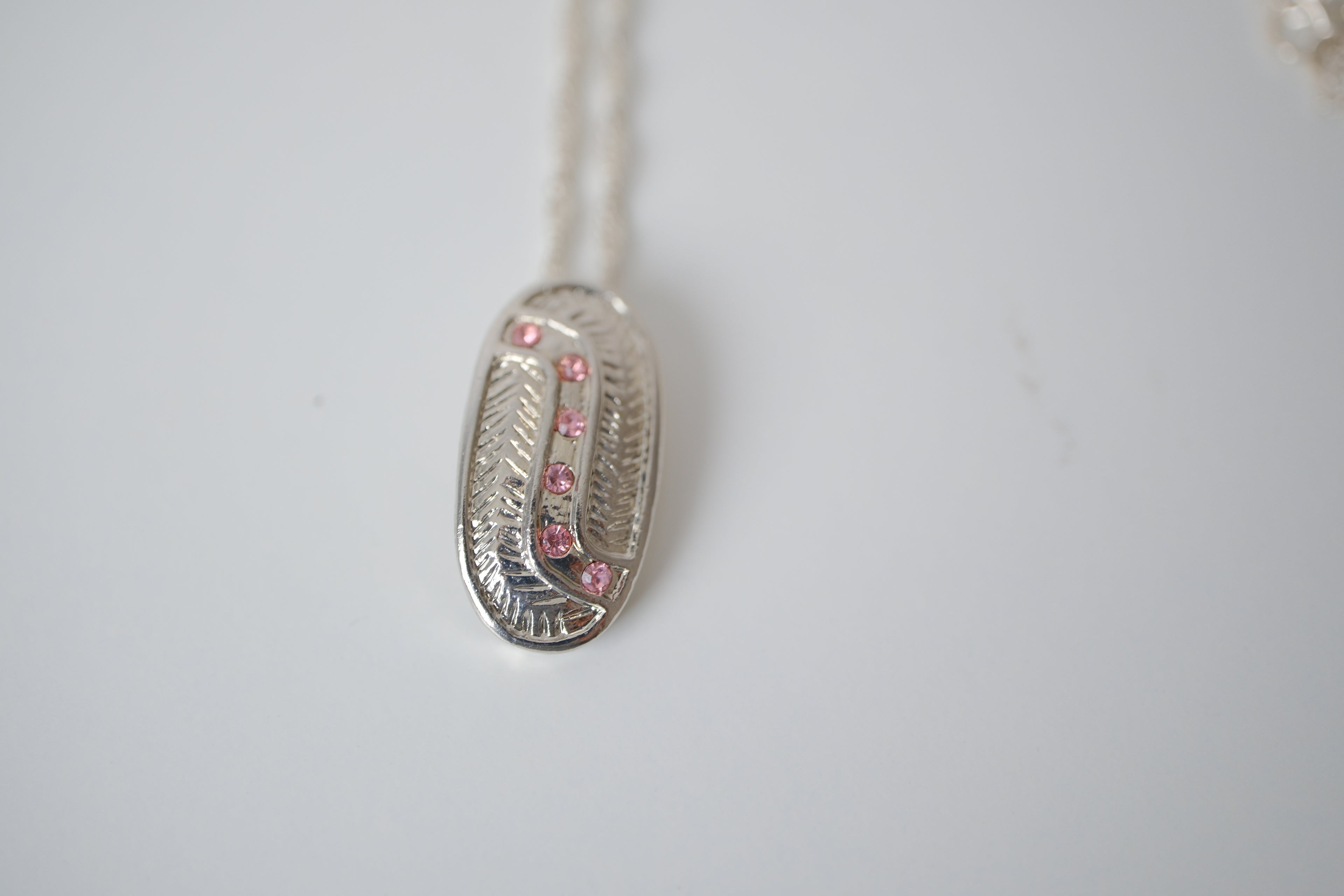 Ma Bella Silver tone delicate Pink rinestones necklace