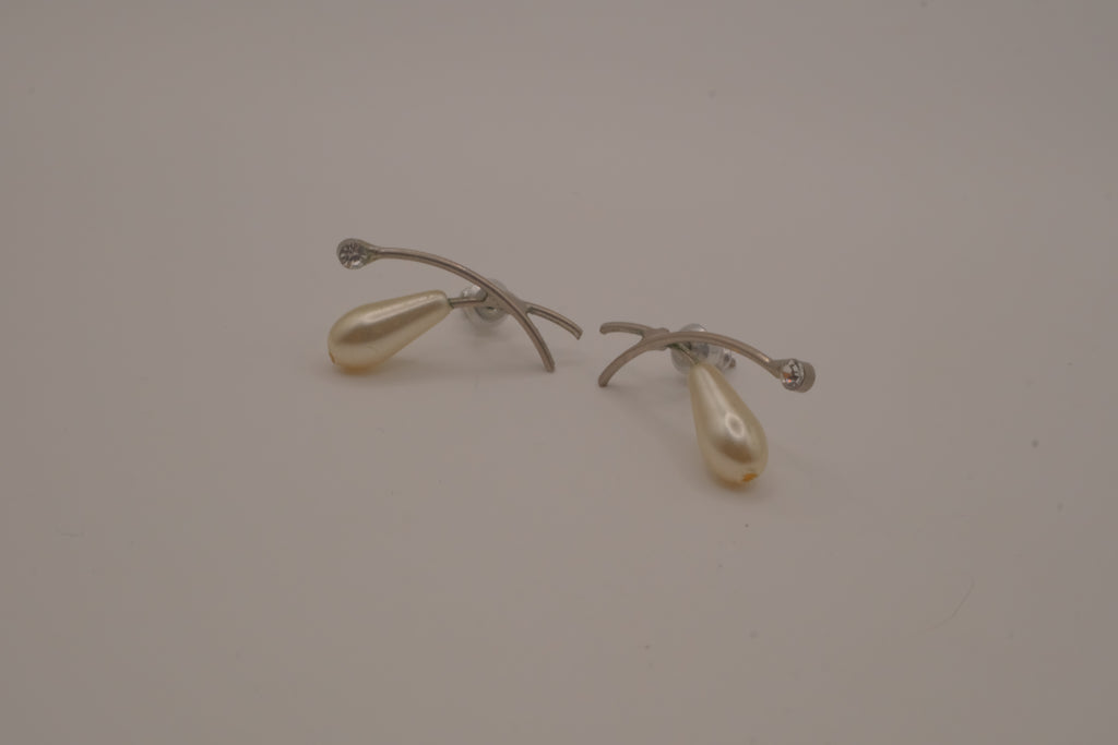 Modernist faux pearl drop earrings