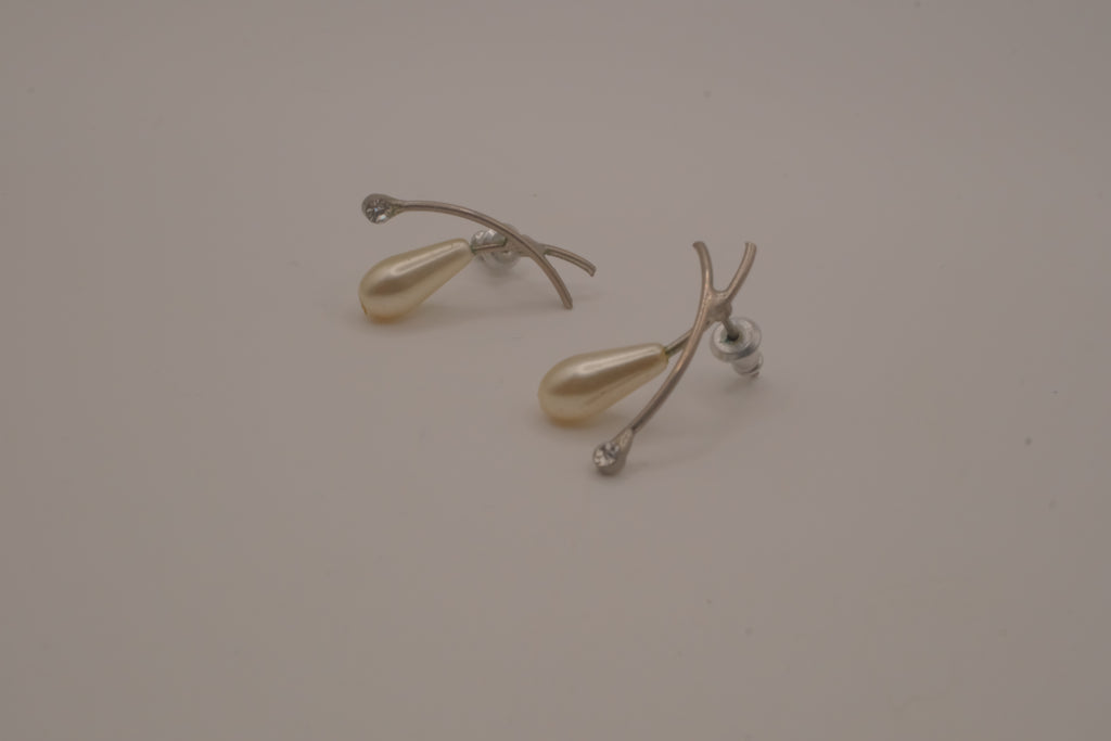 Modernist faux pearl drop earrings
