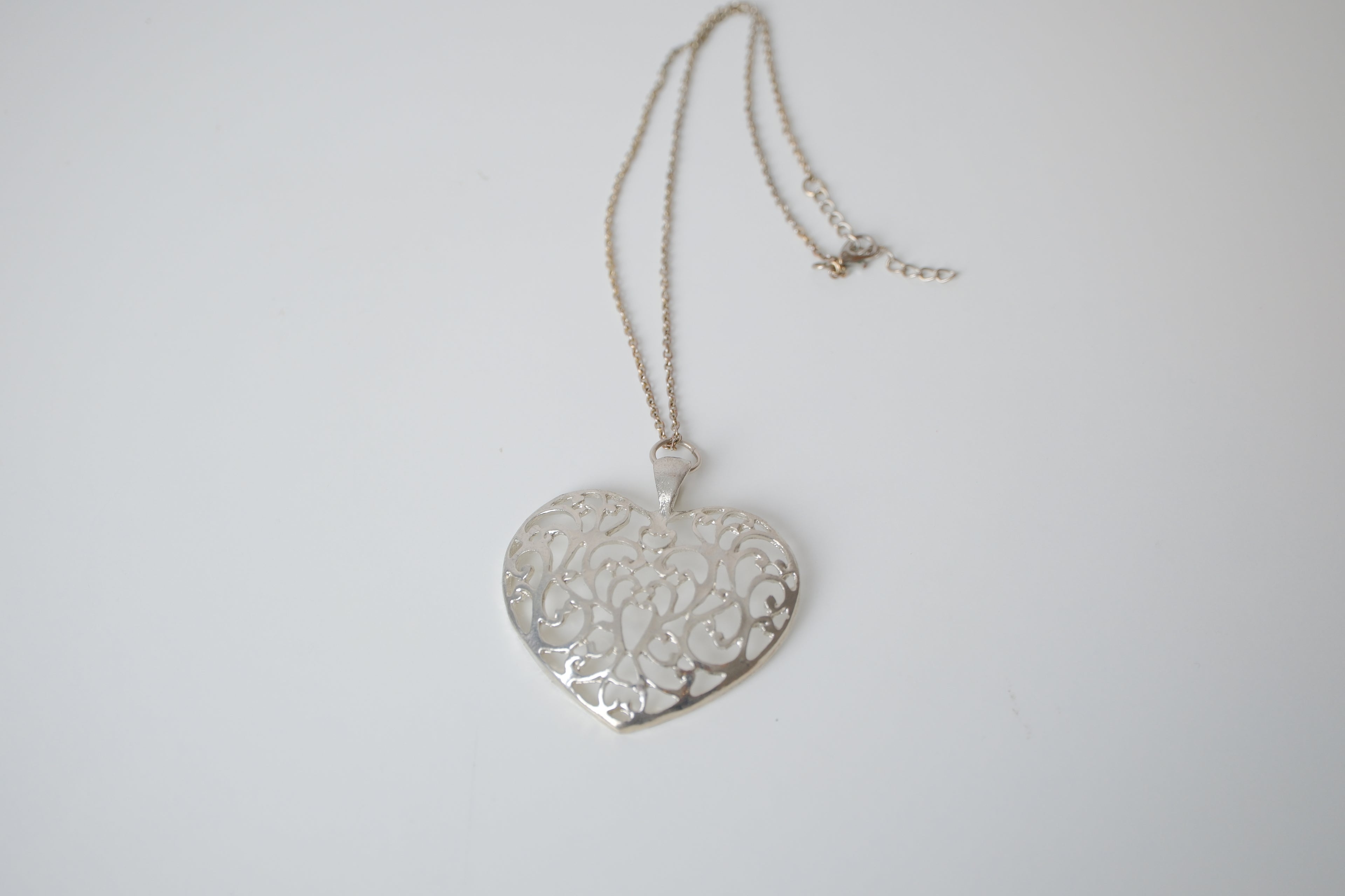 Silver-tone Large filigree heart pendant necklace