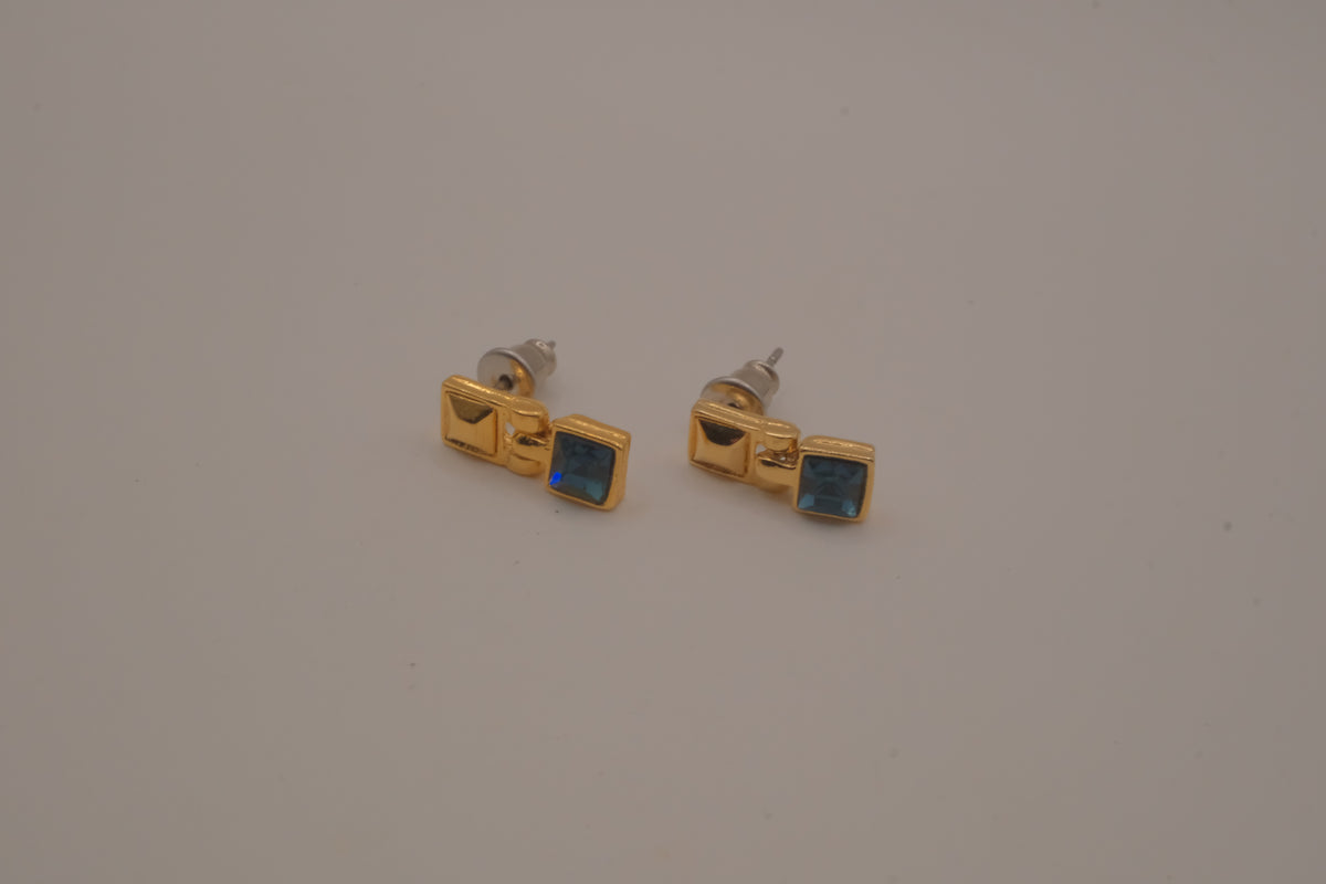 Vintage Geometric stacked-square stud earrings