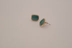Vintage cushion-cut green cabochon stud earrings&nbsp;