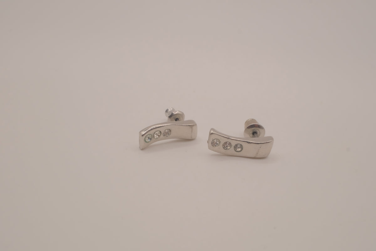 Vintage cureved bar stud earrings&nbsp;