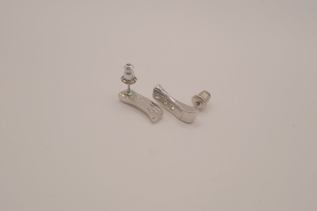 Vintage cureved bar stud earrings&nbsp;