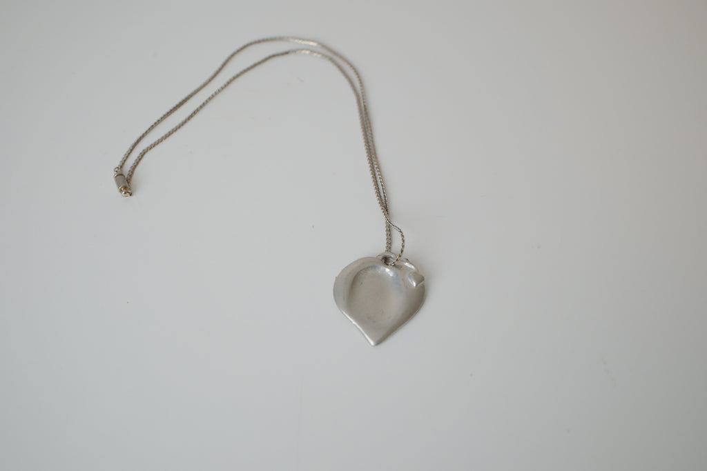 Pewter heart pendant necklace