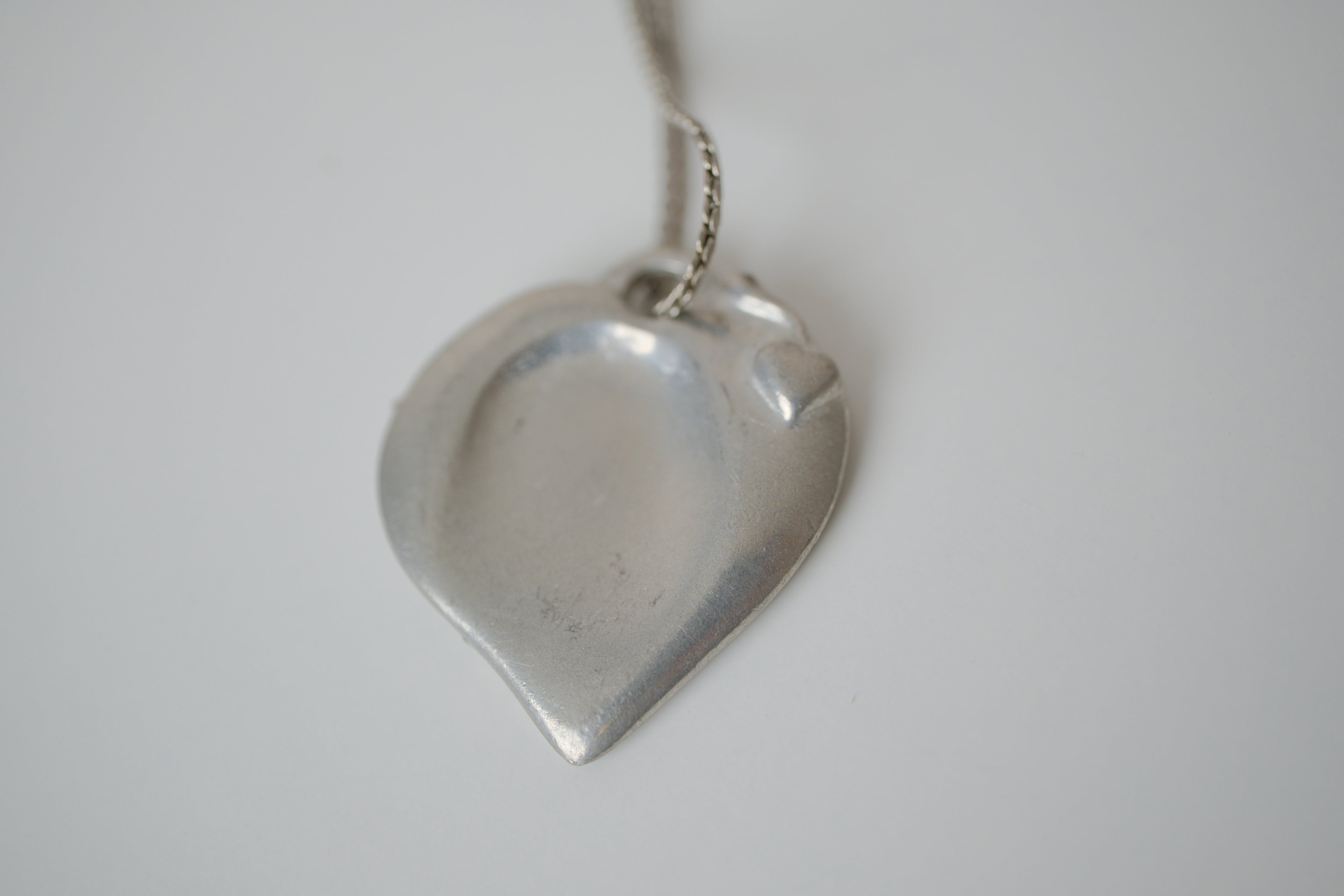Pewter heart pendant necklace