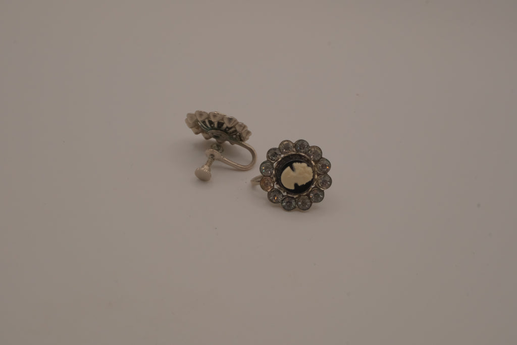 Vintage Silver Cameo screw-back earrings