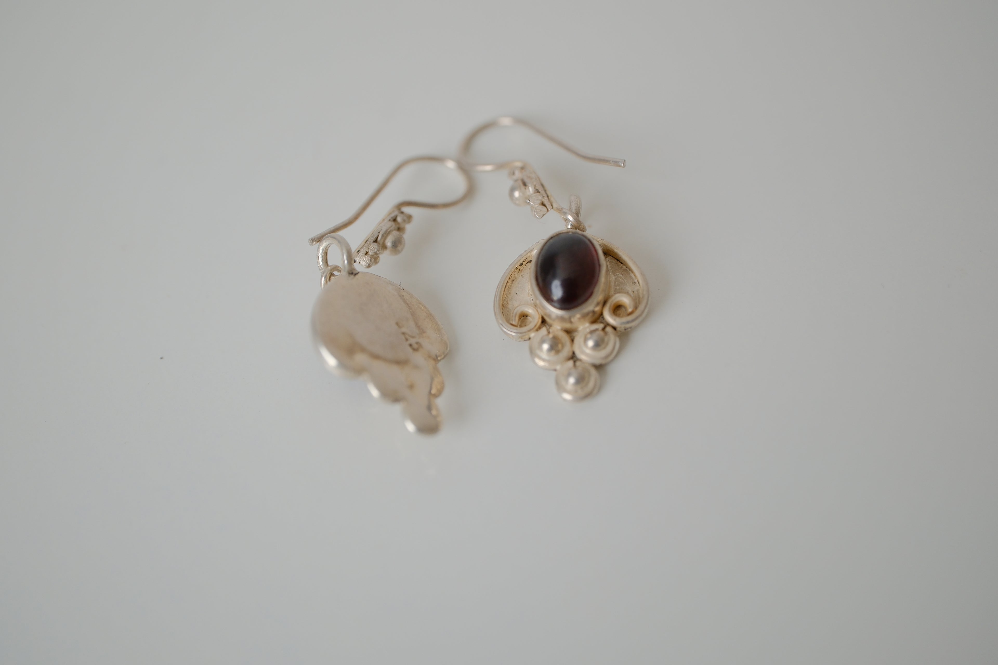 Vintage Sterling silver Garnet dangle earrings